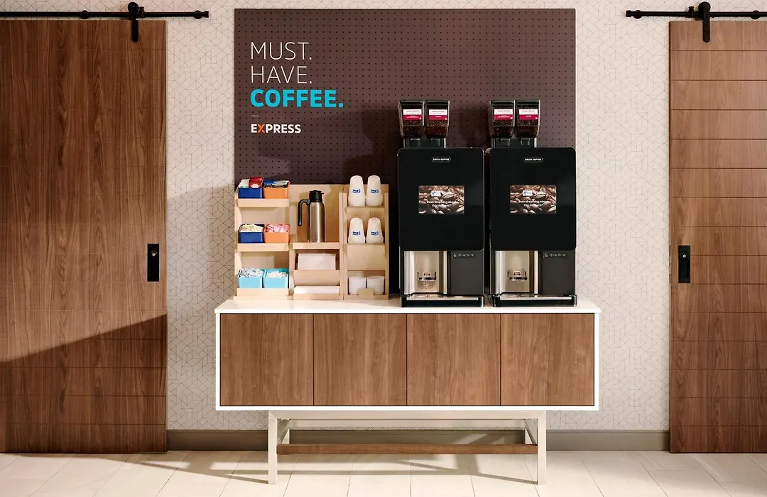 Holiday Inn Express & Suites - Columbus Airport East By Ihg-1
